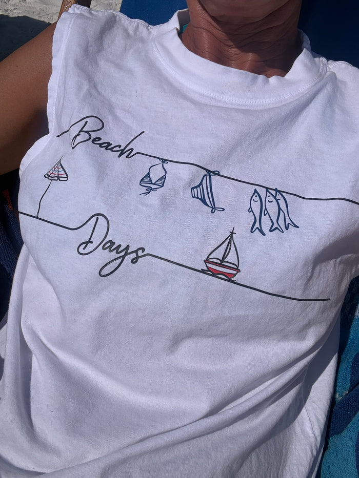 BEACH DAYS Women's Tank